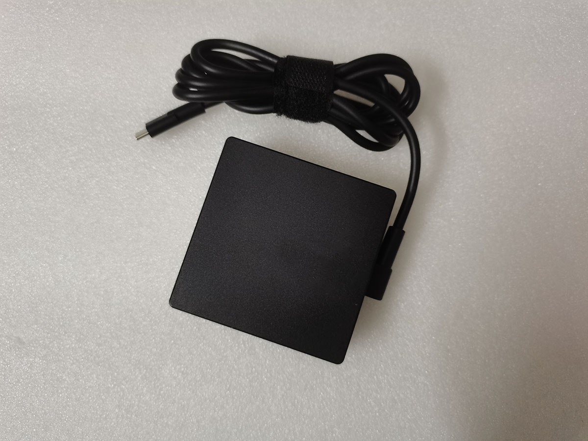 Zasilacz sieciowy ADP-130HB B  – Pc Gaming Uk recenzja i cena