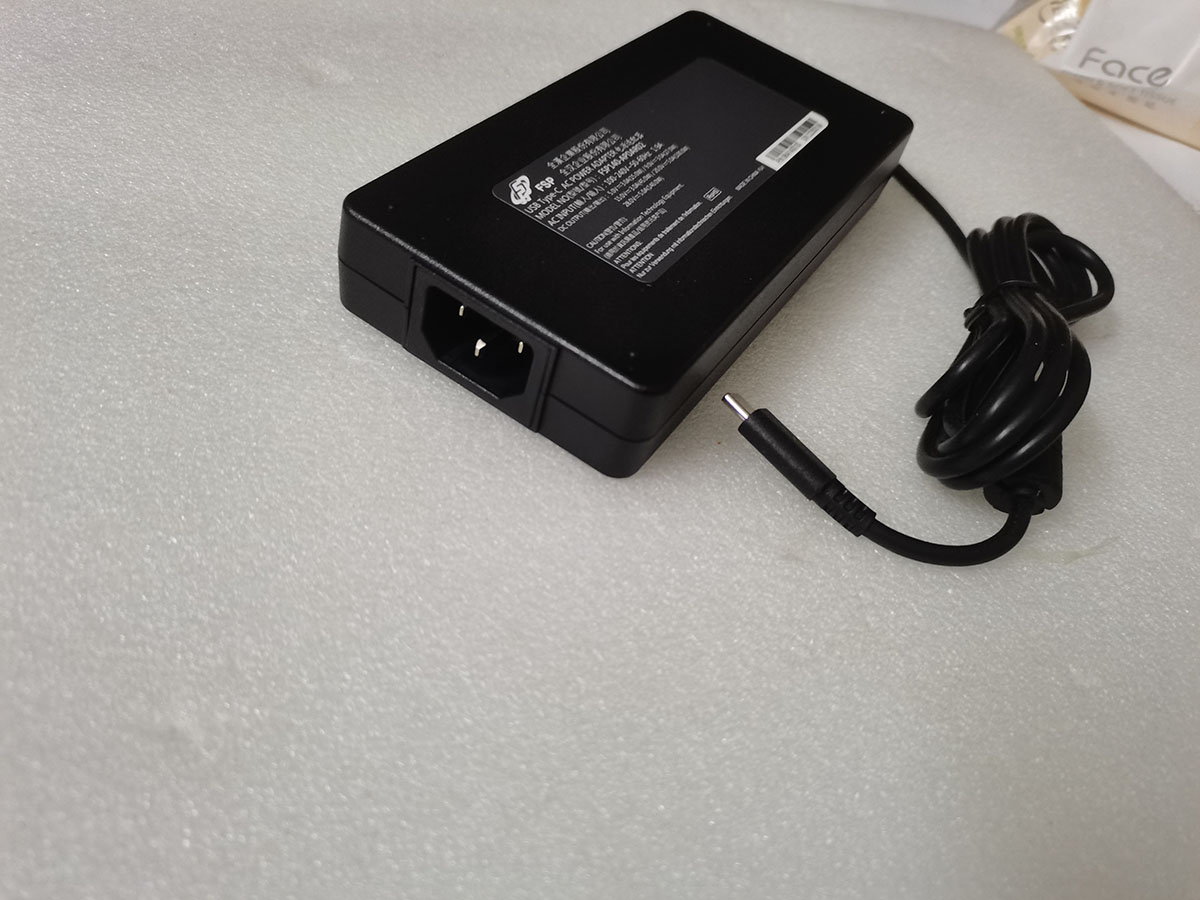 NOWY Slim OEM FSP 28V 5A FSP14 – Pc Gaming Uk recenzja i cena